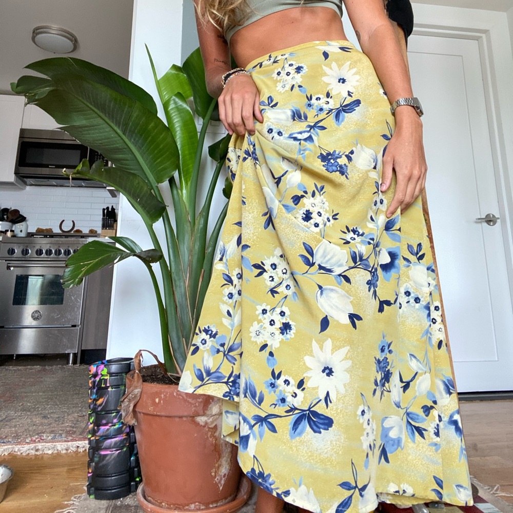Vintage floral maxi skirt
